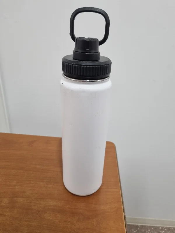 水筒 白 の写真