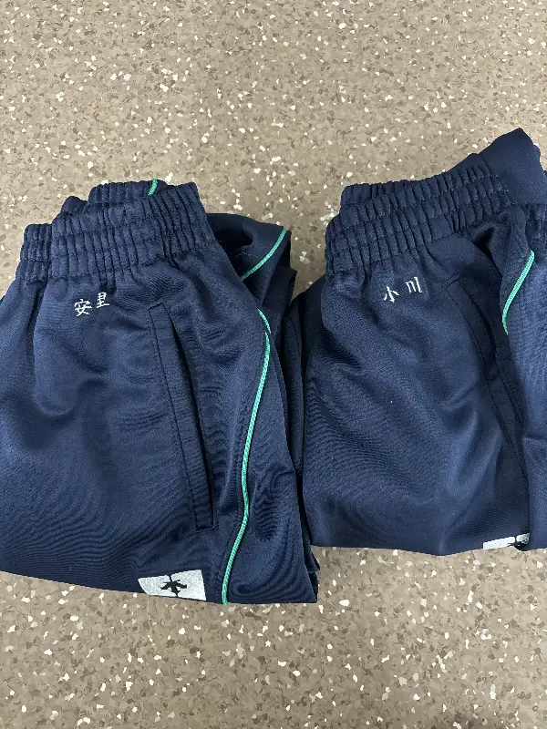 第1学年・小川、安里 の写真